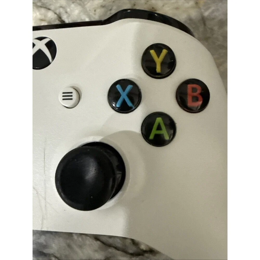 Microsoft Xbox One Wireless Controller White 1708 FOR PARTS ONLY